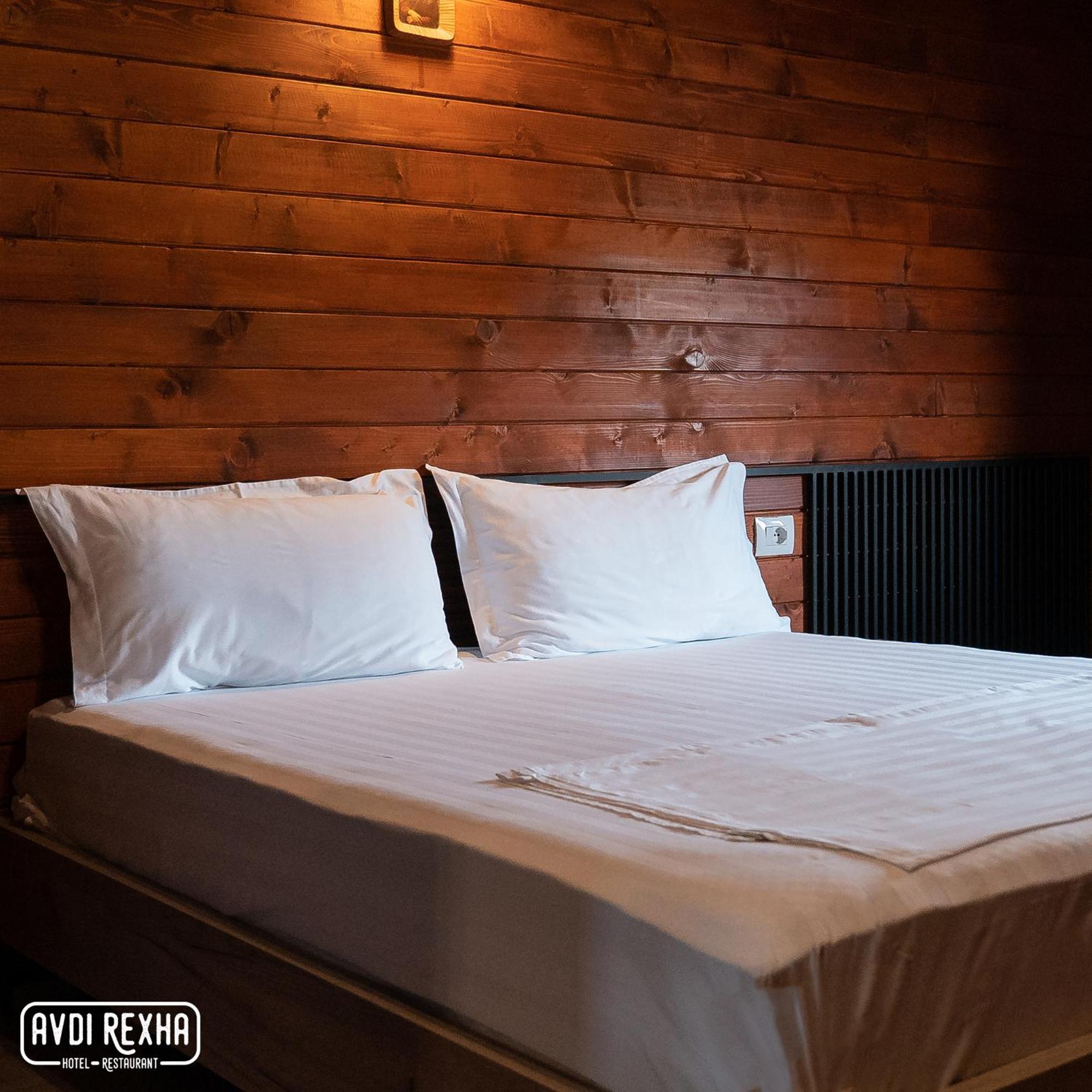 Hotel Avdi Rexha Bajram Curri エクステリア 写真